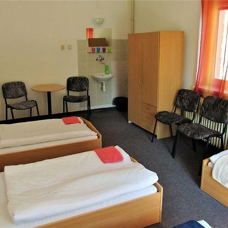 Auberge de jeunesse Milano à Mariánské Lázně Extérieur photo