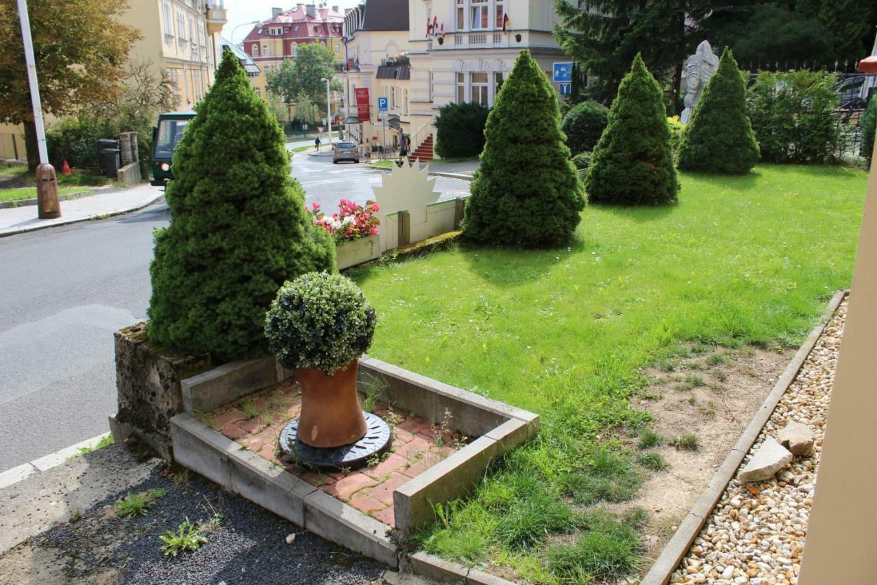 Auberge de jeunesse Milano à Mariánské Lázně Extérieur photo