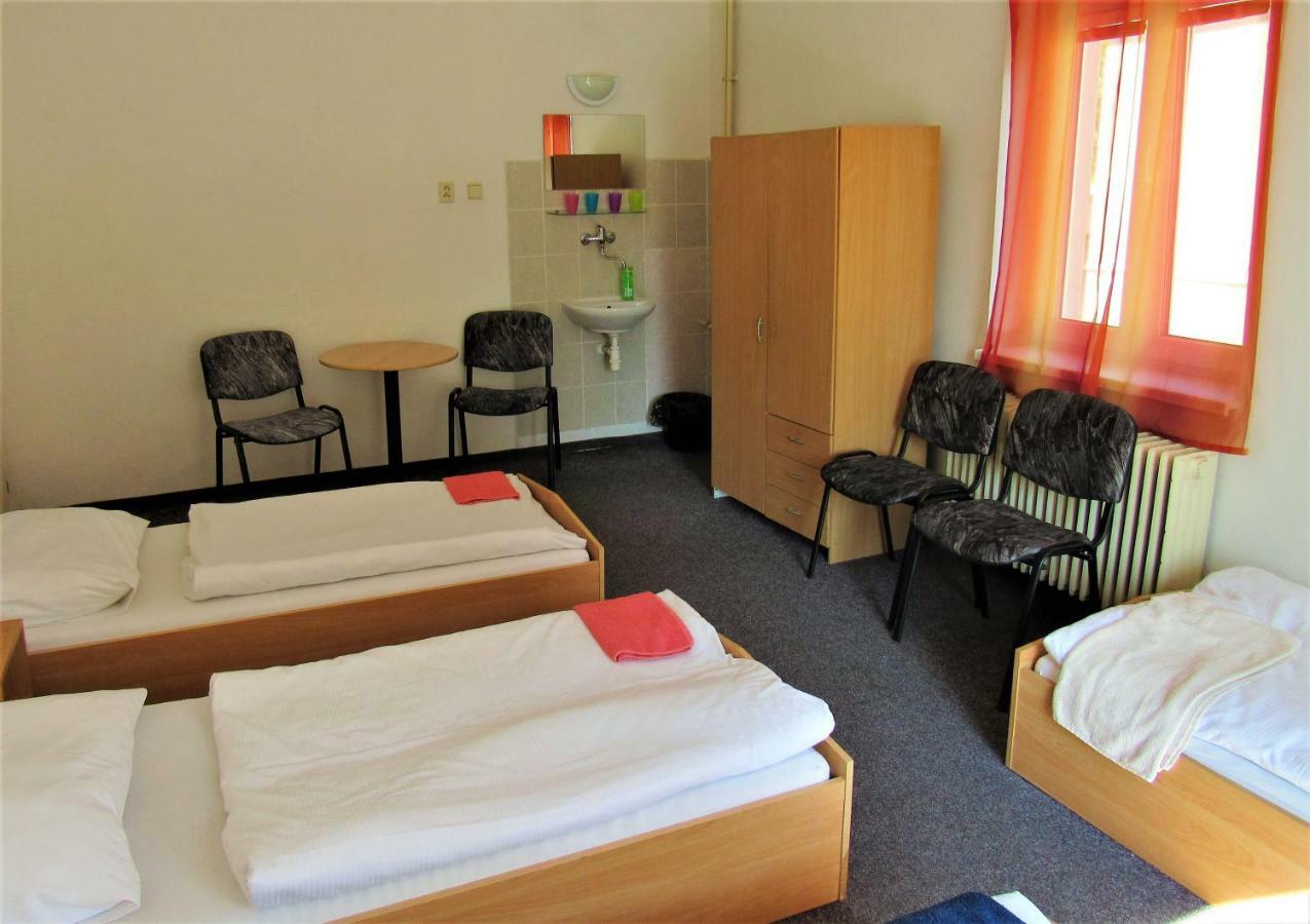 Auberge de jeunesse Milano à Mariánské Lázně Extérieur photo